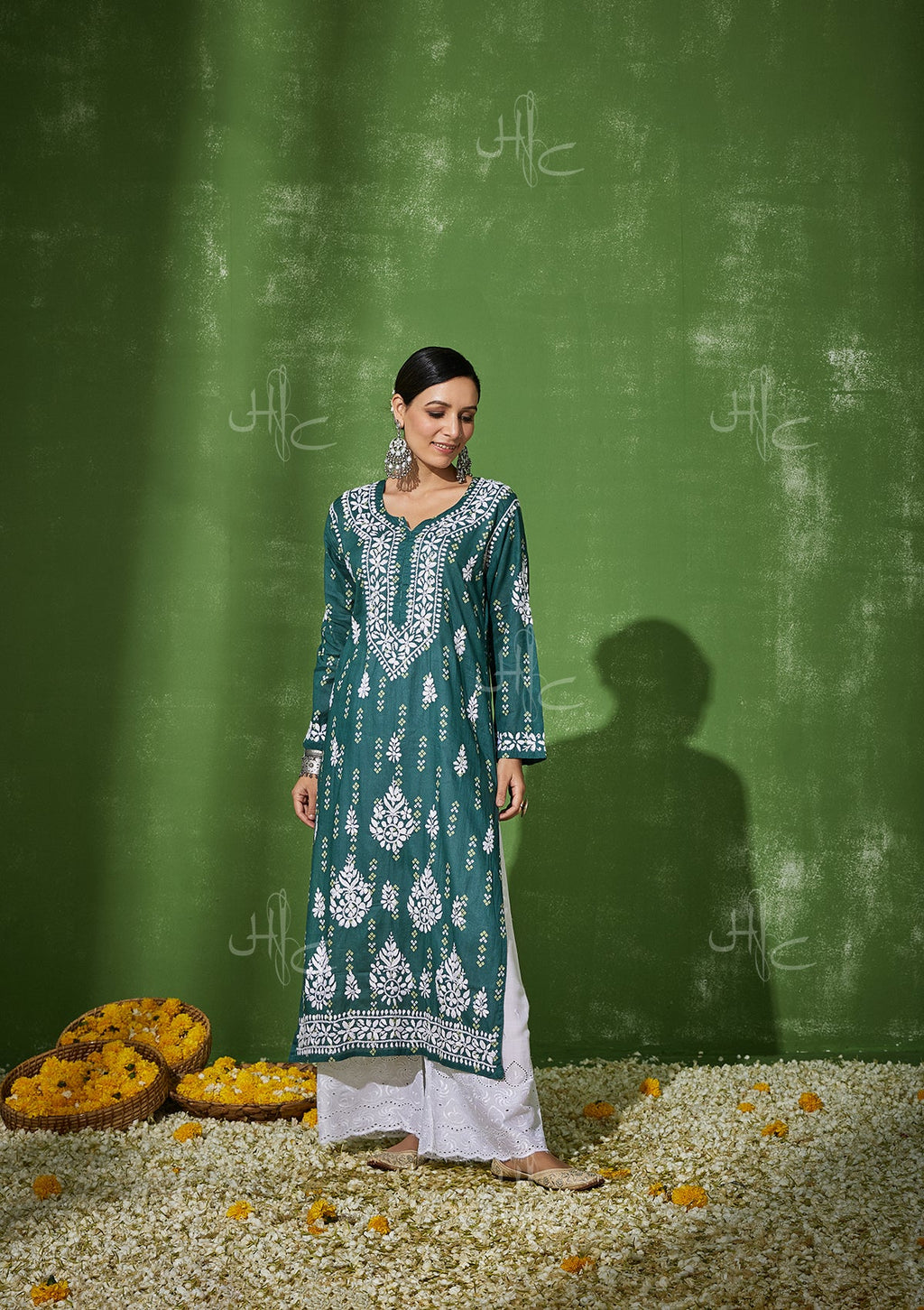 HOC Women Mira Chikankari Mulmul Straight Kurta