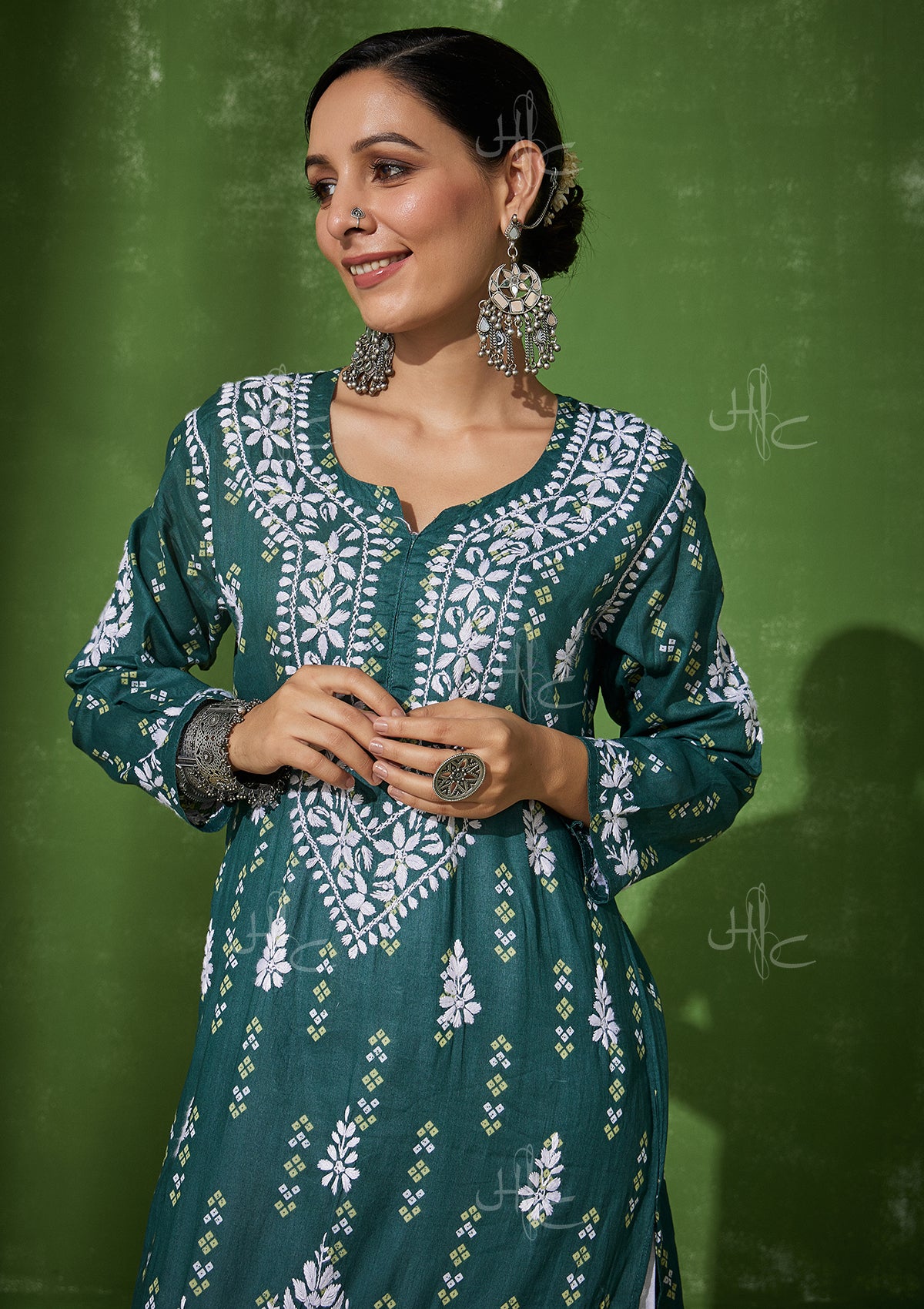 HOC Women Mira Chikankari Mulmul Straight Kurta