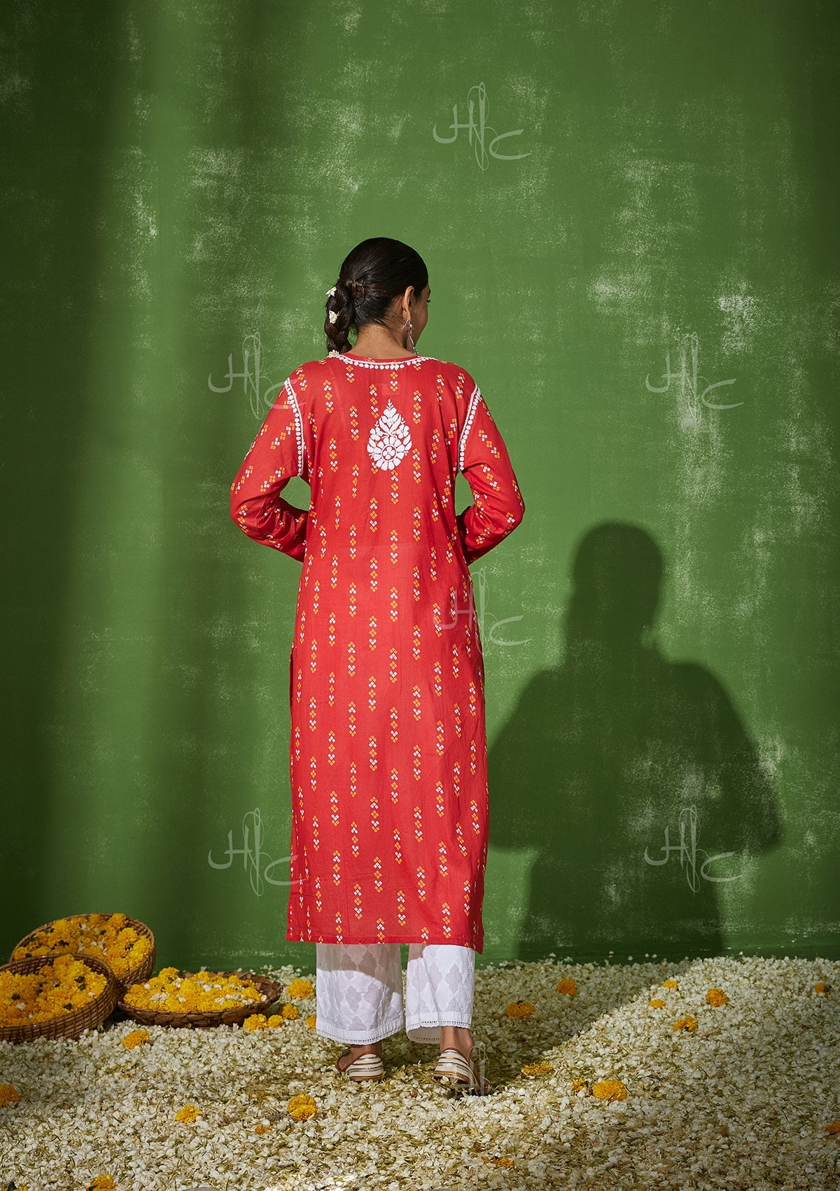 HOC Women Mira Chikankari Mulmul Straight Kurta