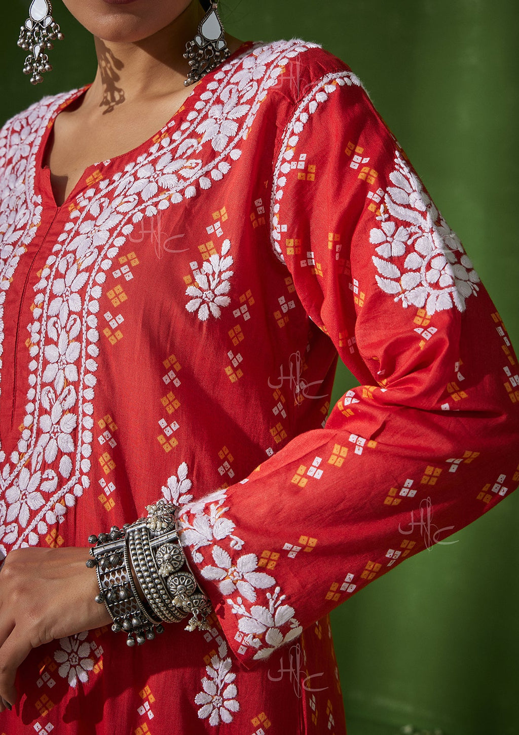 HOC Women Mira Chikankari Mulmul Straight Kurta